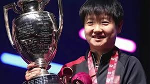 Rita直播整活，粉丝请求线下签售会，Rita：要不我签售个内搭给你？